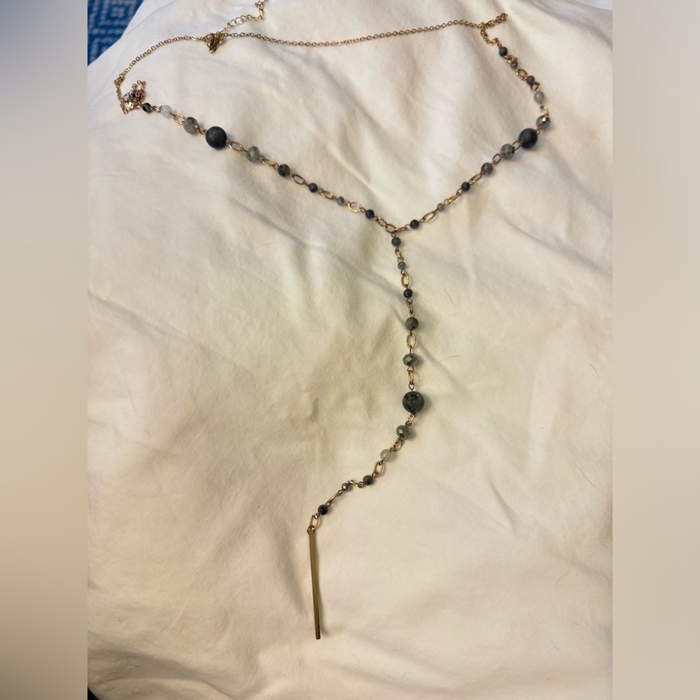 Log necklace with blue stones
